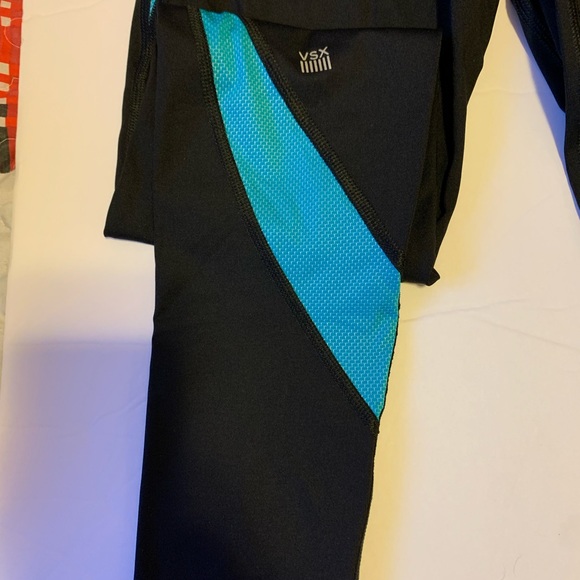 🍉Victoria’s Secret Sport leggings, VXS, compression, black with blue details, S - Picture 7 of 8